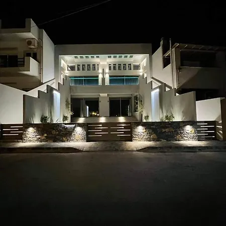 Nama Sea Side Plaka (Lasithi)